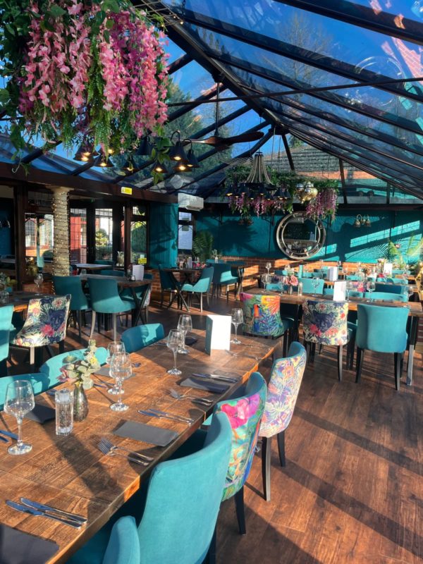 7 night hotel accommodation to go with a week Team Pass