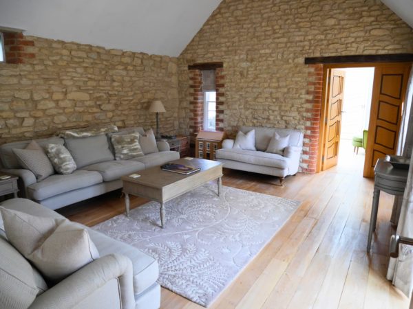 7 night cottage to go with a week Team Pass