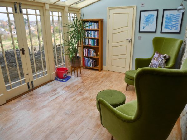 7 night cottage to go with a week Team Pass