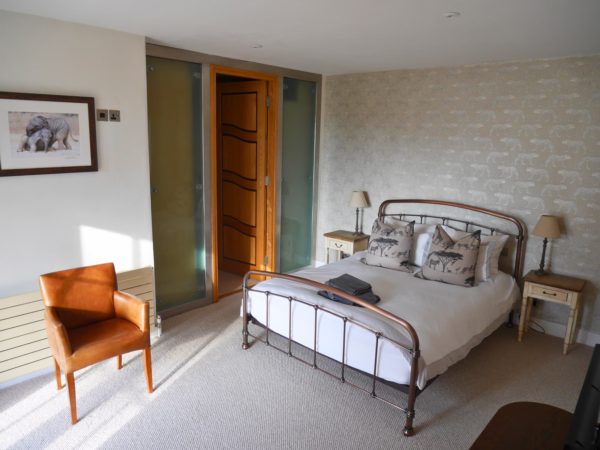 7 night cottage to go with a week Team Pass